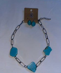 Turquoise Slab Silver necklace with earrings.