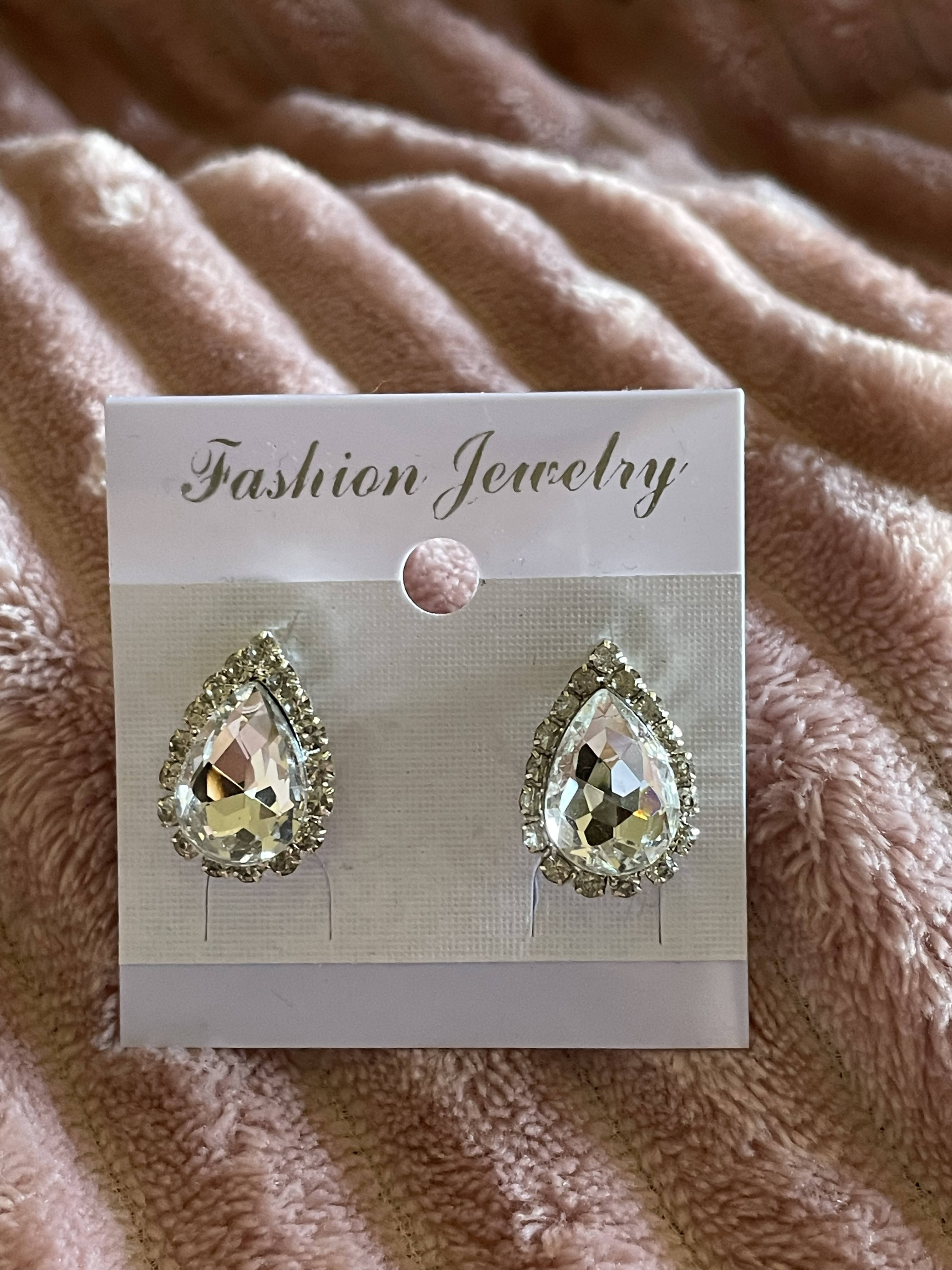 pear shape rhinestone studs